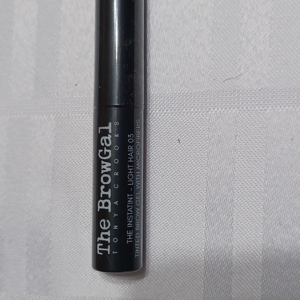 The BrowGal The Instatint Light Hair 03 Tinted Brow Gel With Microfibers
